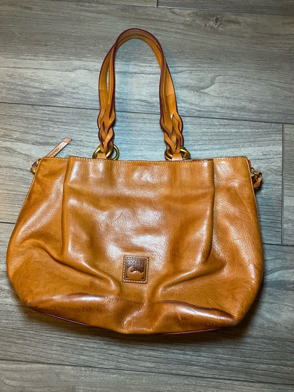 GUC Dooney & Bourke Florentine Leather Large Zip Barlow Bag